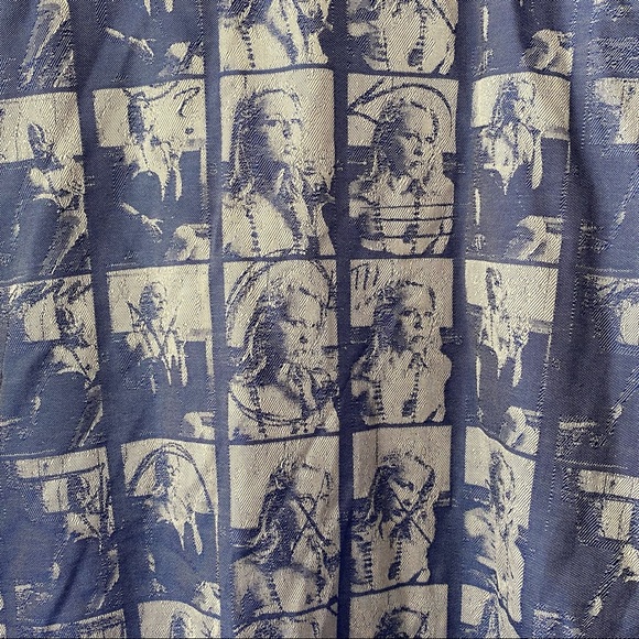 ROBERT GRAHAM
Men's Blue
The Audition Embroidered Film Stripe Sport Shirt large - Picture 6 of 11